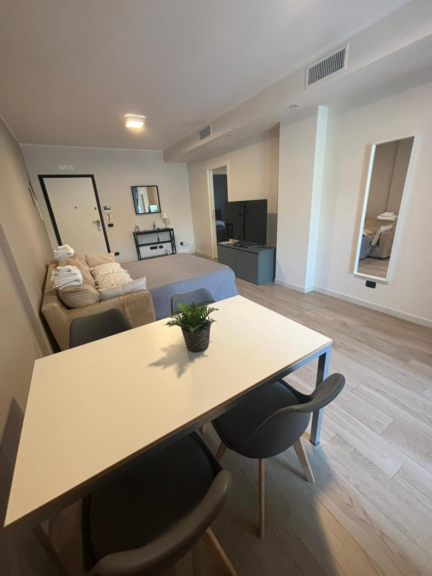 Parco Verde Apartment Bari Exterior foto
